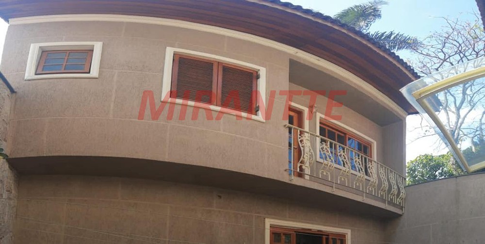 Sobrado de 440m² com 3 quartos em Mandaqui