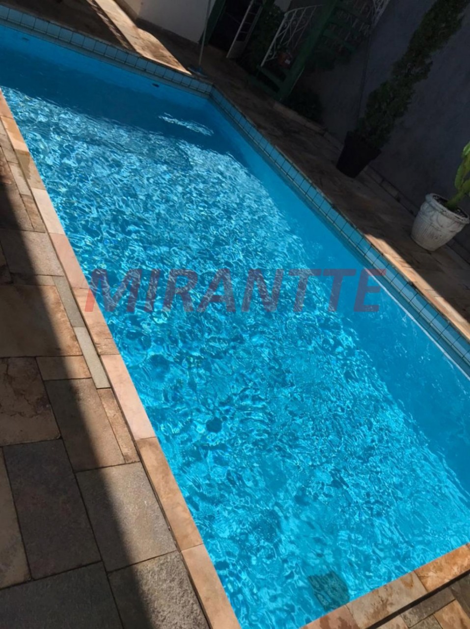 Sobrado de 110m² com 11 quartos em Jardim Consolata