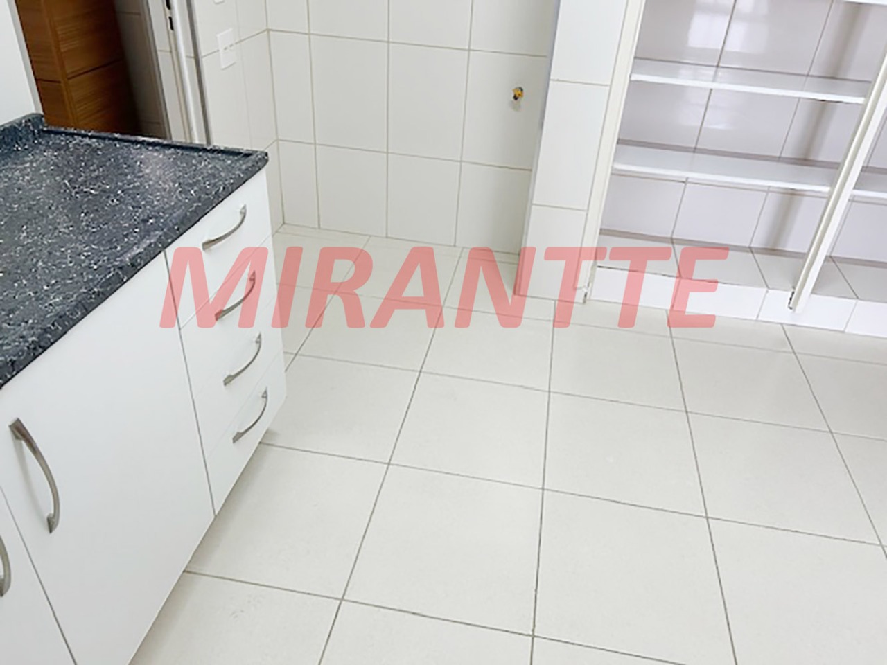 Apartamento de 77m² com 2 quartos em Santana
