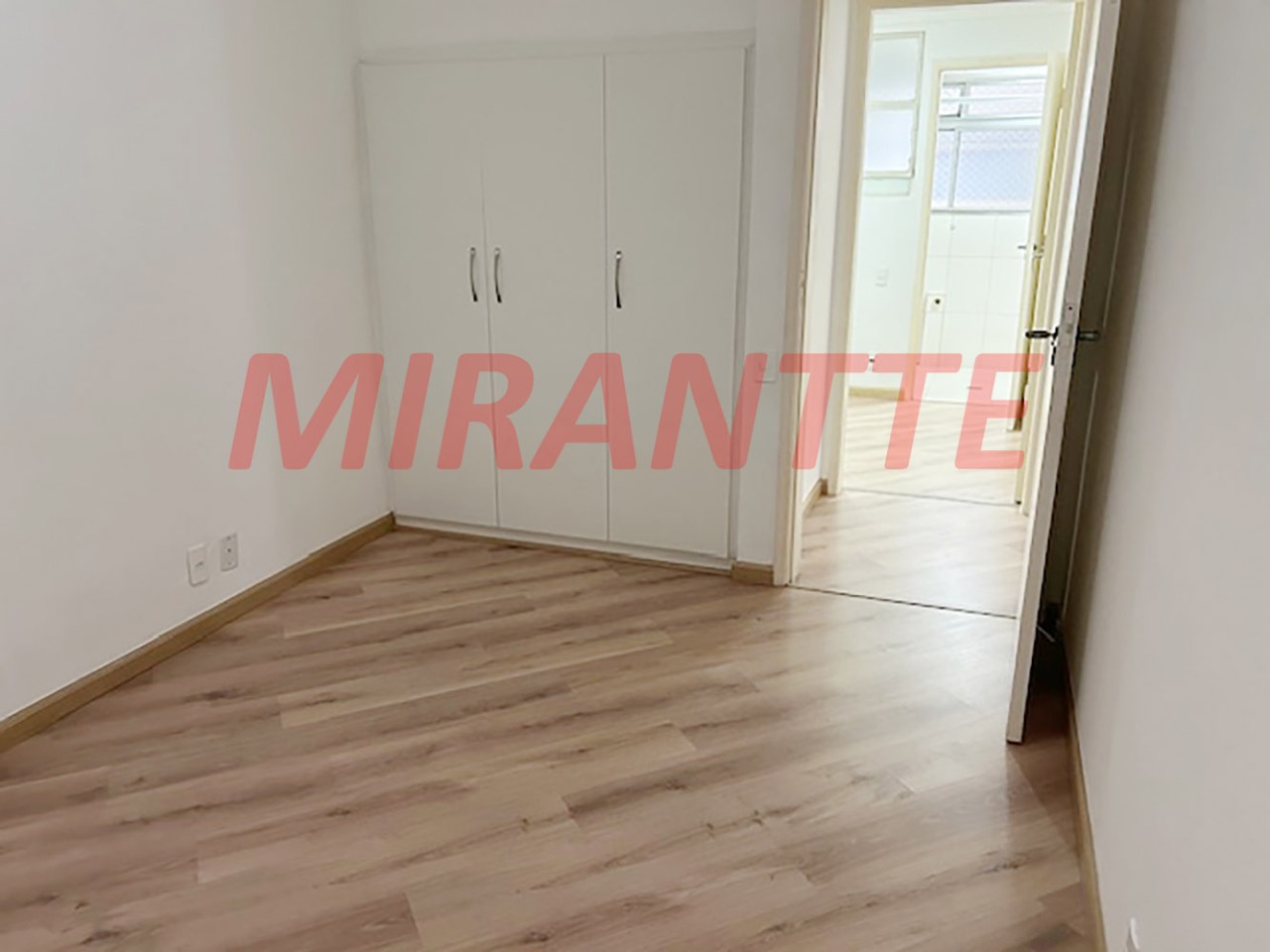 Apartamento de 77m² com 2 quartos em Santana