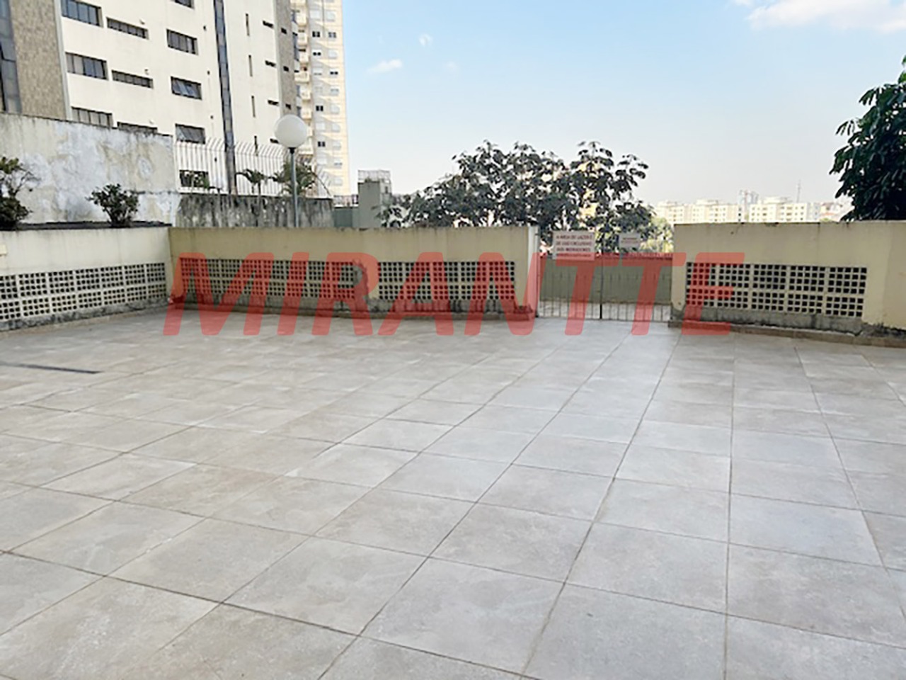 Apartamento de 77m² com 2 quartos em Santana