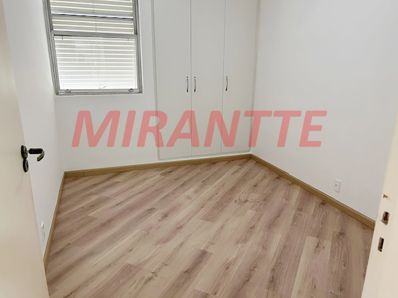 Apartamento de 77m² com 2 quartos em Santana