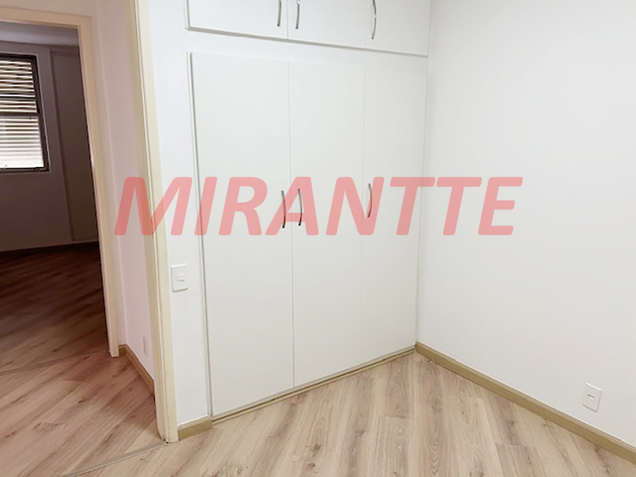 Apartamento de 77m² com 2 quartos em Santana