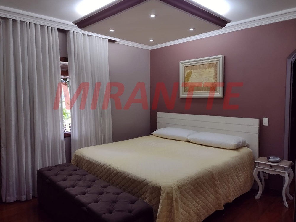 Casa terrea de 326m² com 3 quartos em Serra da Cantareira