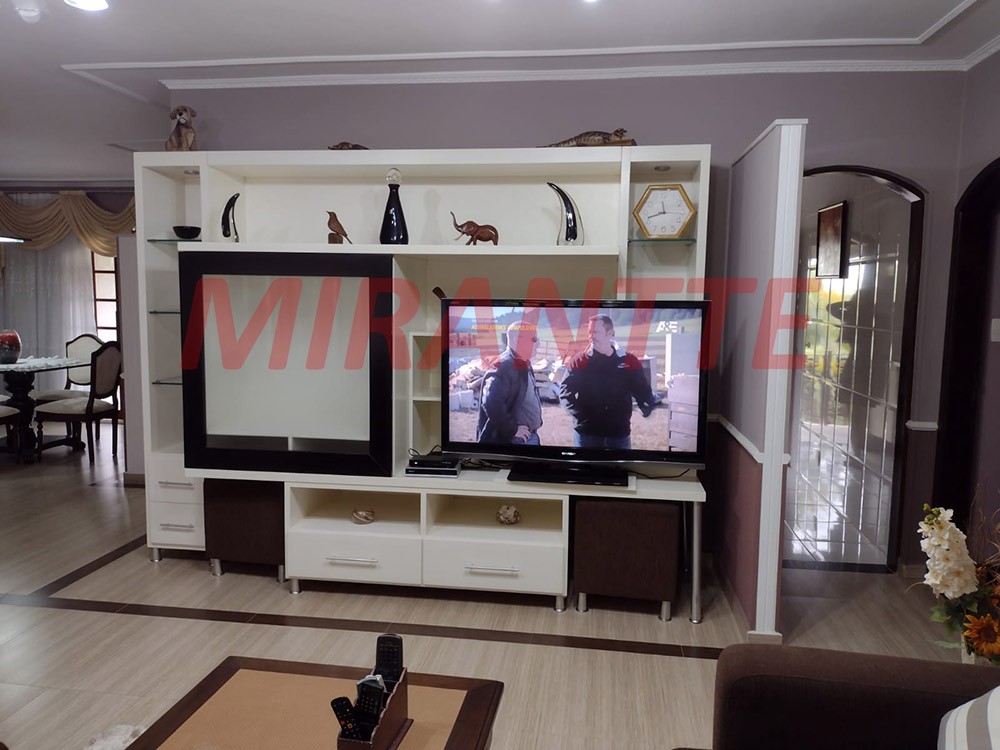 Casa terrea de 326m² com 3 quartos em Serra da Cantareira