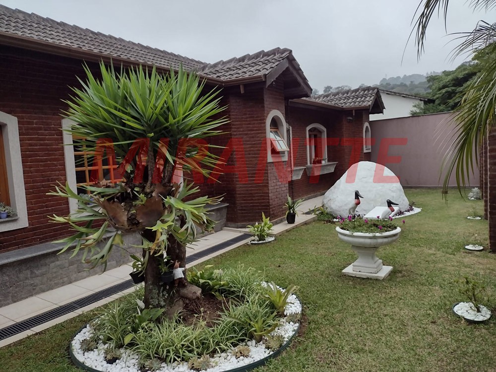Casa terrea de 326m² com 3 quartos em Serra da Cantareira
