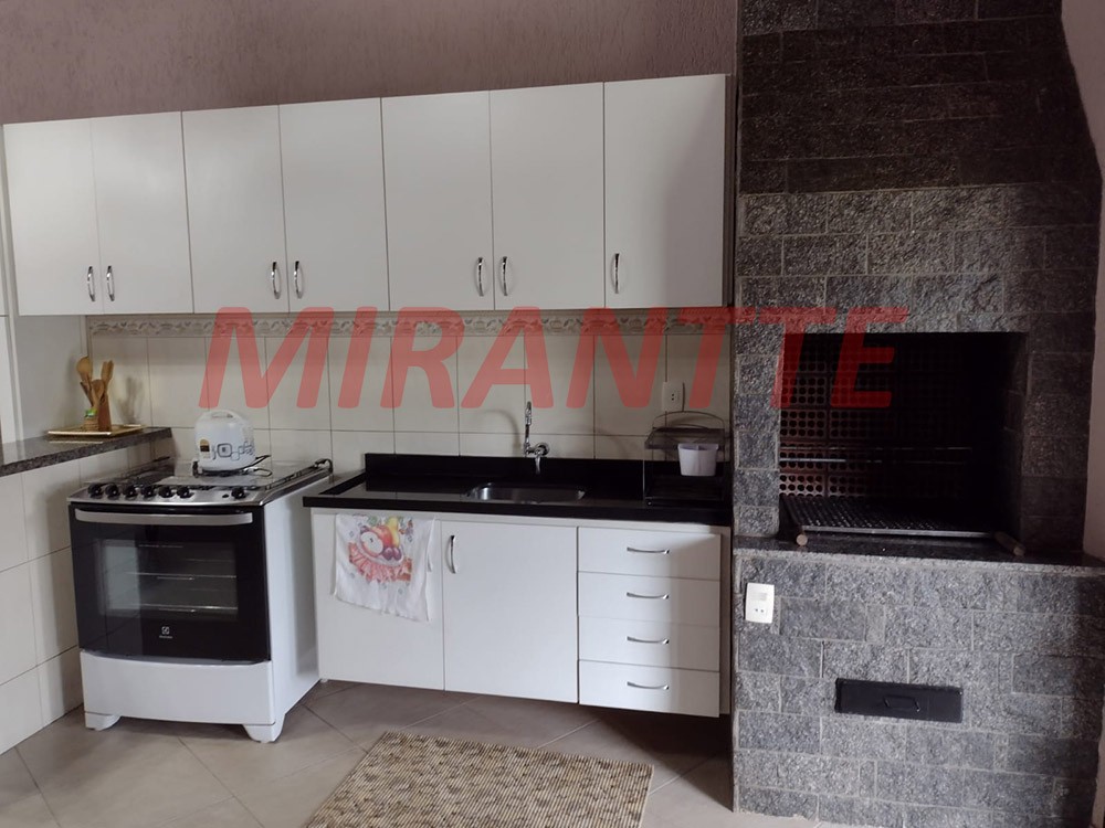 Casa terrea de 326m² com 3 quartos em Serra da Cantareira