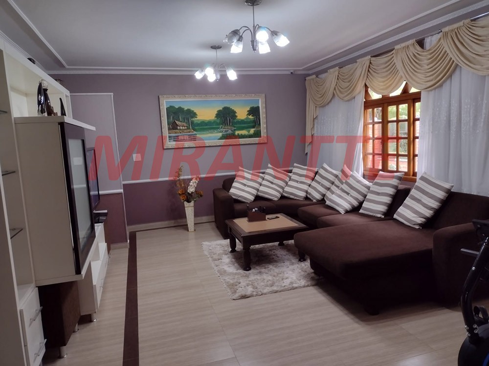 Casa terrea de 326m² com 3 quartos em Serra da Cantareira