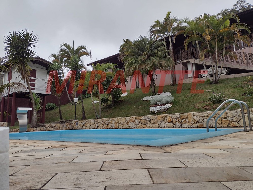 Casa terrea de 326m² com 3 quartos em Serra da Cantareira