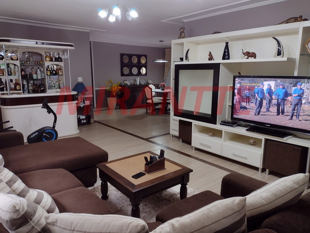 Casa terrea de 326m² com 3 quartos em Serra da Cantareira