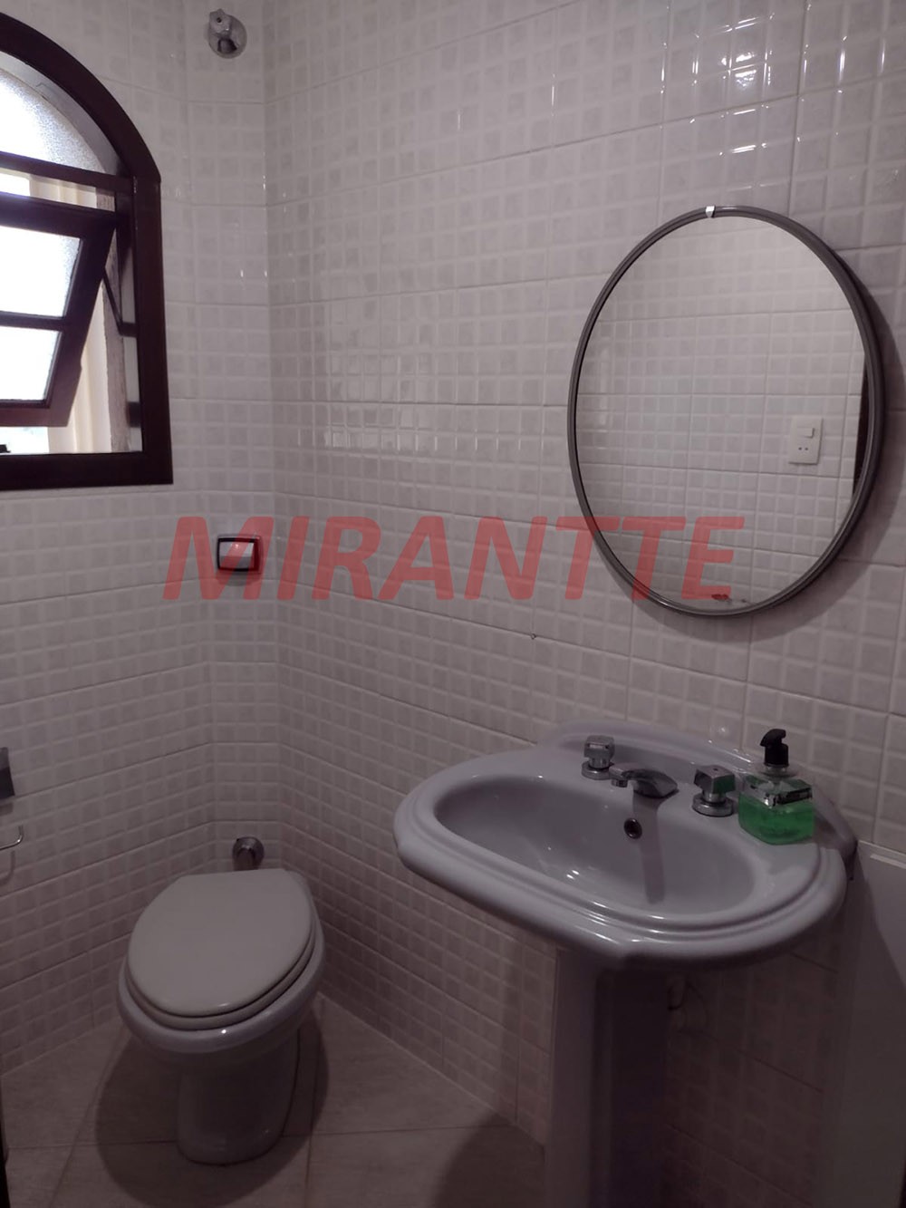 Casa terrea de 326m² com 3 quartos em Serra da Cantareira