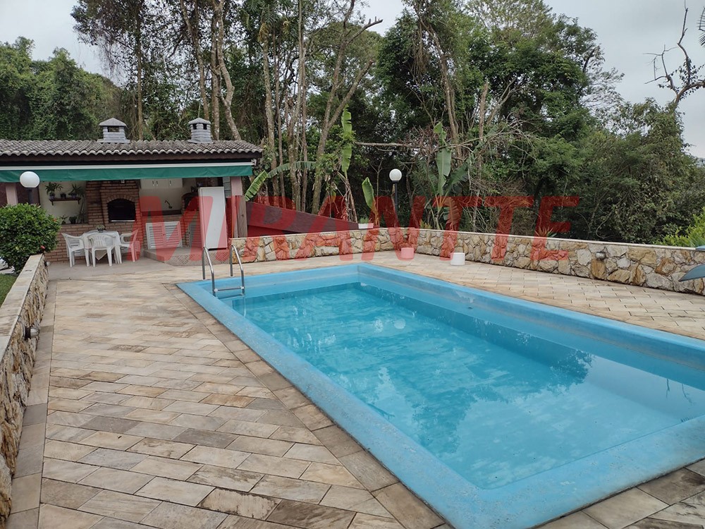 Casa terrea de 326m² com 3 quartos em Serra da Cantareira