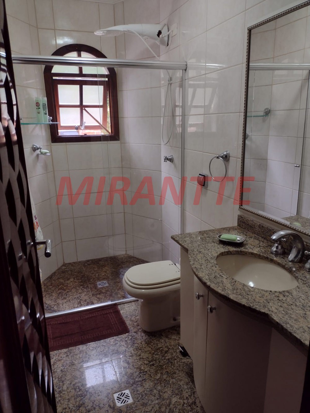 Casa terrea de 326m² com 3 quartos em Serra da Cantareira