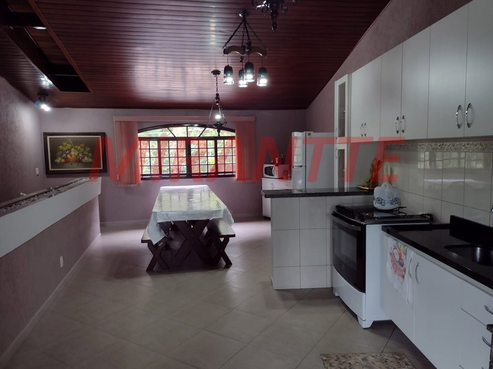 Casa terrea de 326m² com 3 quartos em Serra da Cantareira