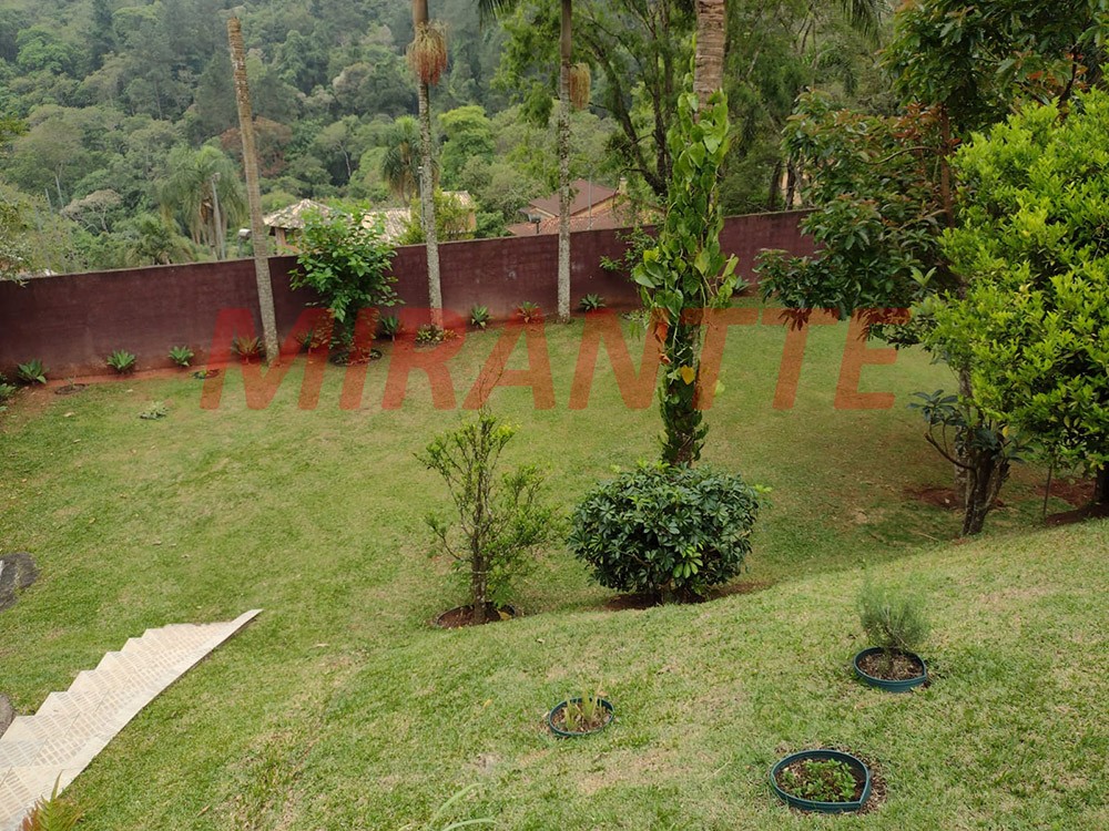 Casa terrea de 326m² com 3 quartos em Serra da Cantareira