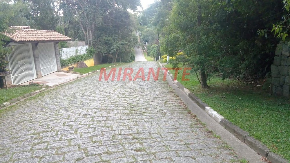 Terreno de 3960m² em Serra Da Cantareira