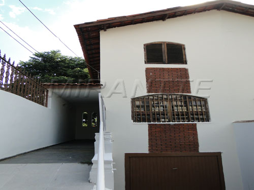 Sobrado de 300m² com 4 quartos em Vila Aurora