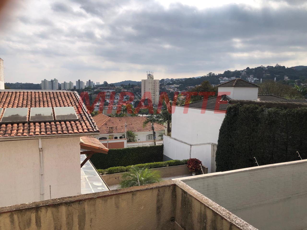 Casa terrea de 258m² com 3 quartos em Tremembe