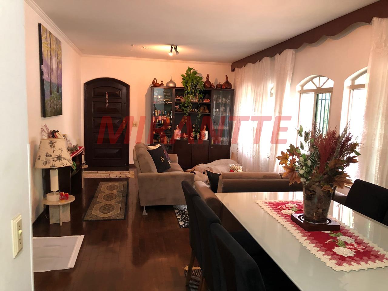 Casa terrea de 258m² com 3 quartos em Tremembe