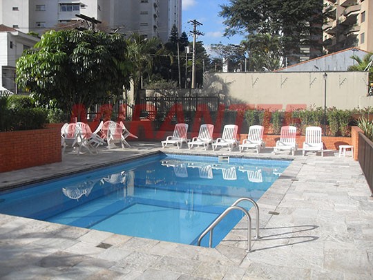 Apartamento de 180m² com 4 quartos em Água Fria
