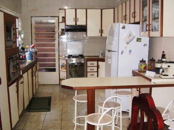 Casa terrea de 279m² com 2 quartos em Vila Albertina