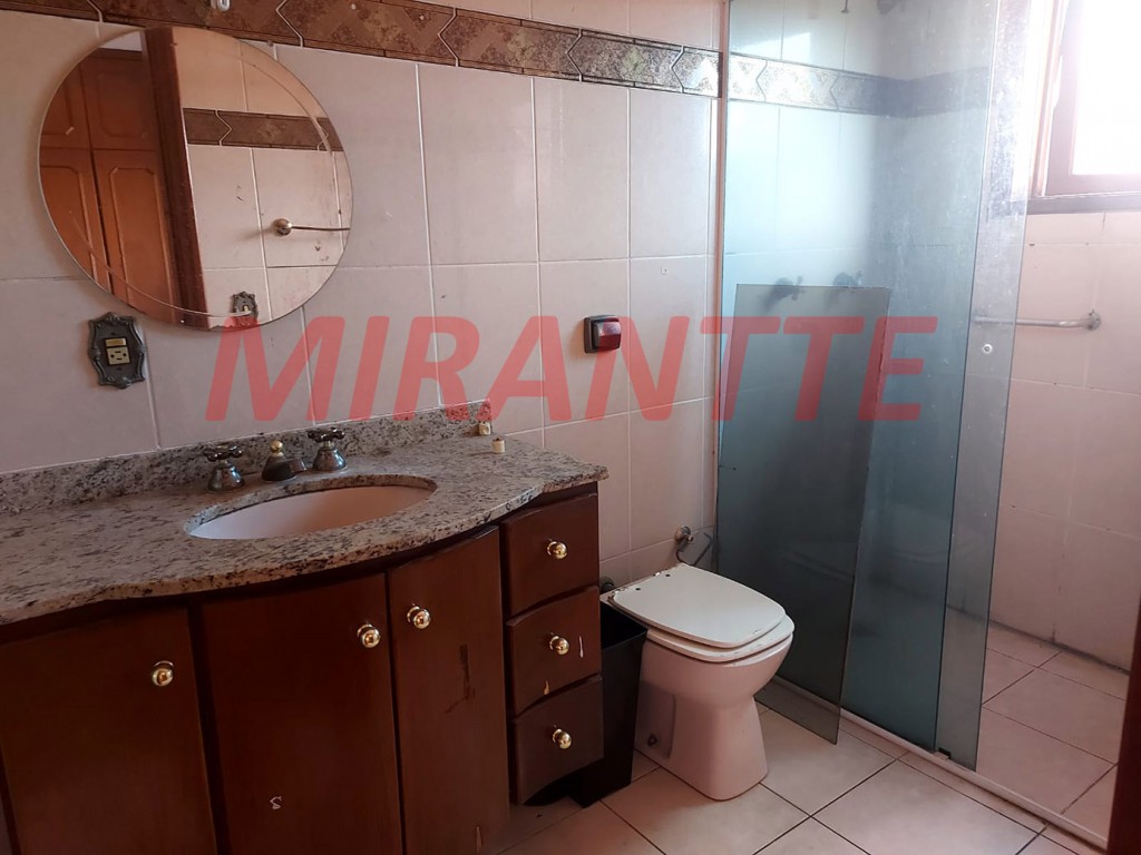 Sobrado de 353m² com 4 quartos em Tremembe
