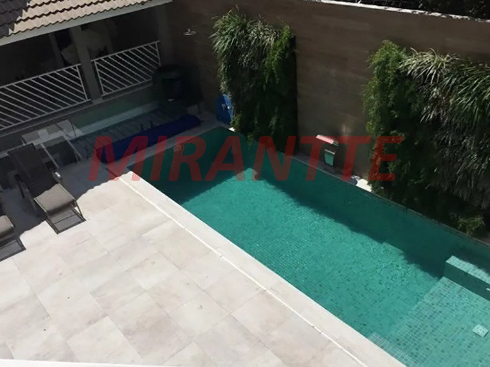 Sobrado de 600m² com 4 quartos em Tucuruvi