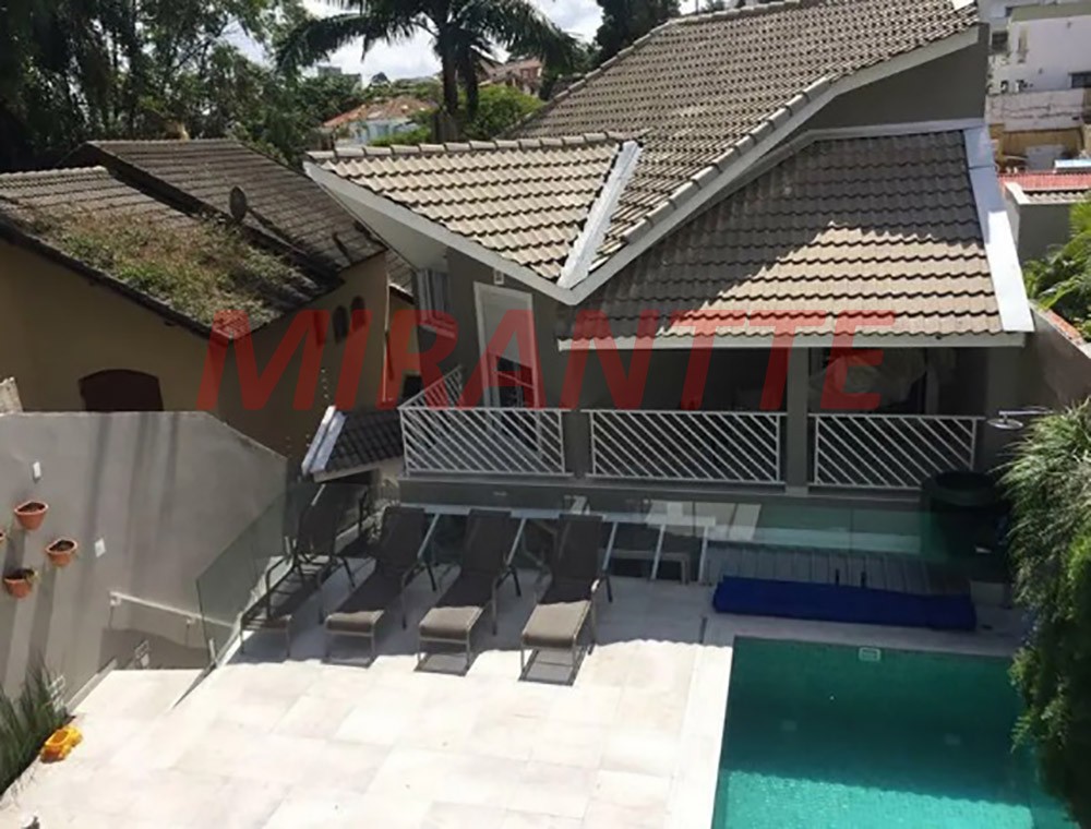 Sobrado de 600m² com 4 quartos em Tucuruvi