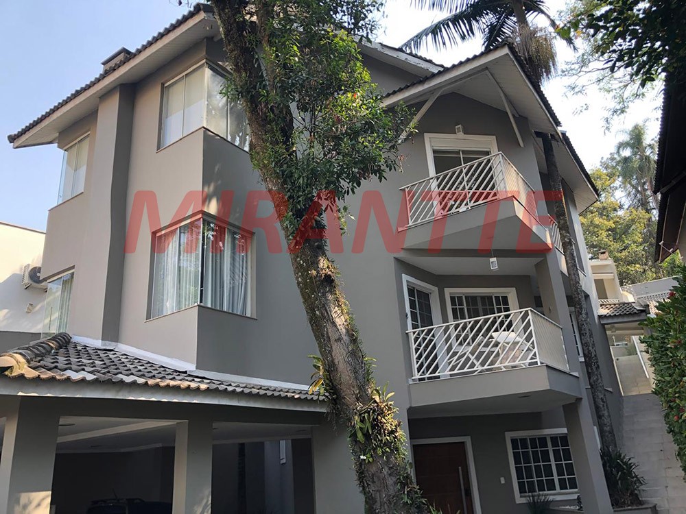 Sobrado de 600m² com 4 quartos em Tucuruvi