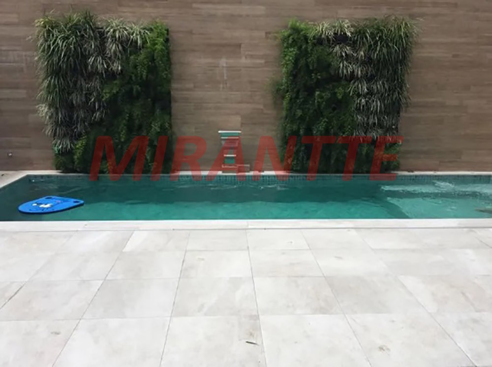 Sobrado de 600m² com 4 quartos em Tucuruvi