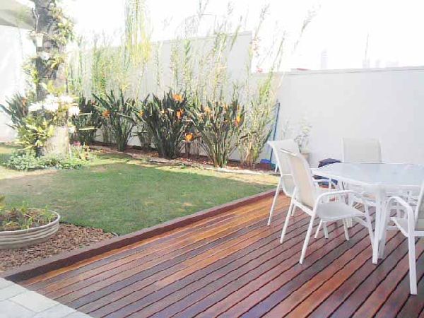Sobrado de 560m² com 4 quartos em Santa Terezinha