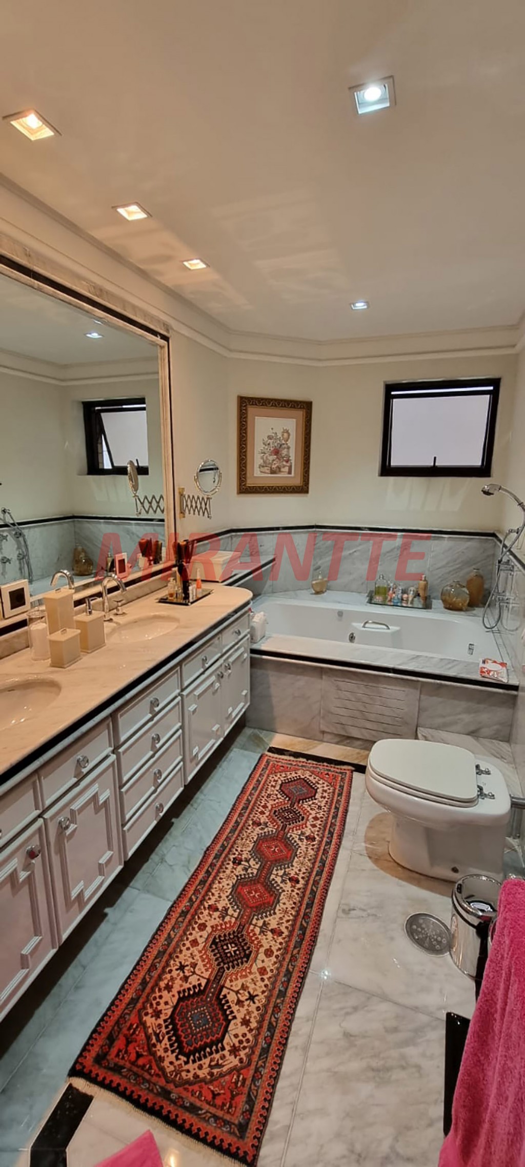 Apartamento de 297m² com 4 quartos em Santana