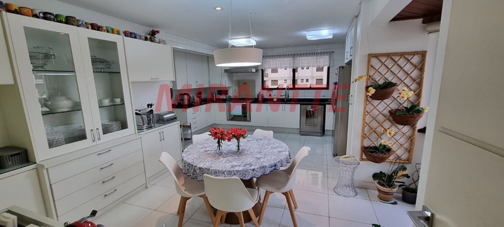 Apartamento de 297m² com 4 quartos em Santana