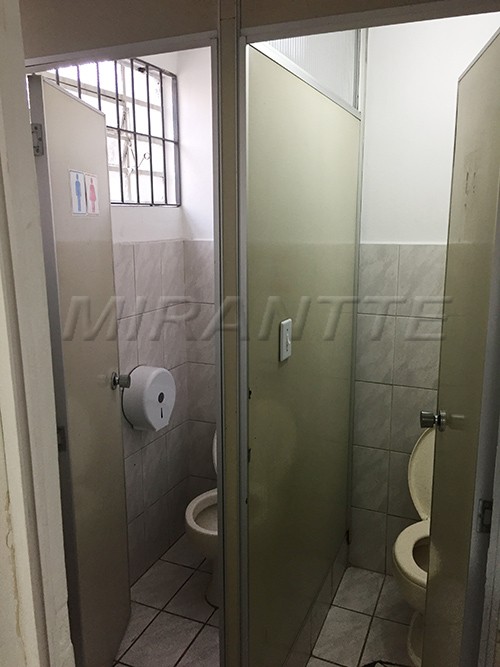 Conjunto comercial de 120m² em Santana