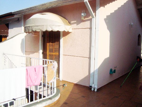 Sobrado com 3 quartos em Jardim Kherlakian