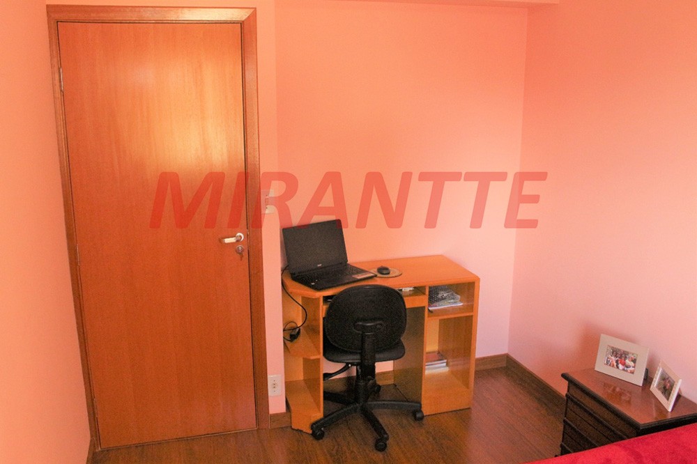 Apartamento de 67m² com 2 quartos em Santana