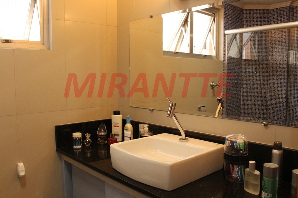 Apartamento de 67m² com 2 quartos em Santana