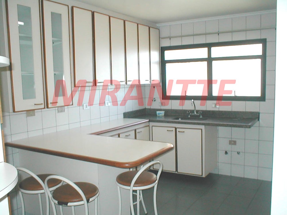 Apartamento de 156m² com 4 quartos em Santana