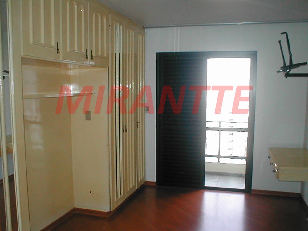 Apartamento de 156m² com 4 quartos em Santana