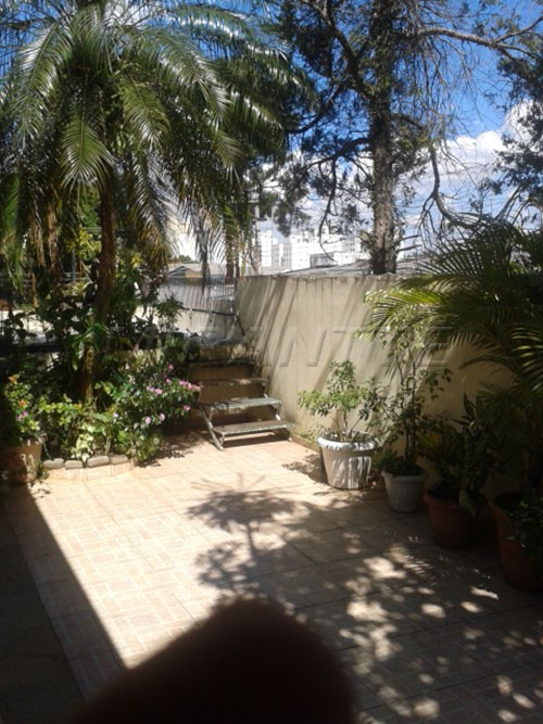 Terreno de 828m² em Jardim Floresta