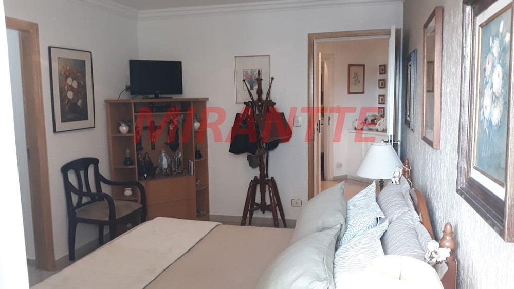 Apartamento de 164m² com 3 quartos em Água Fria