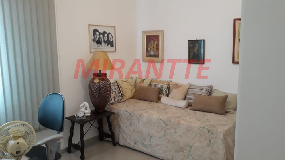Apartamento de 164m² com 3 quartos em Água Fria