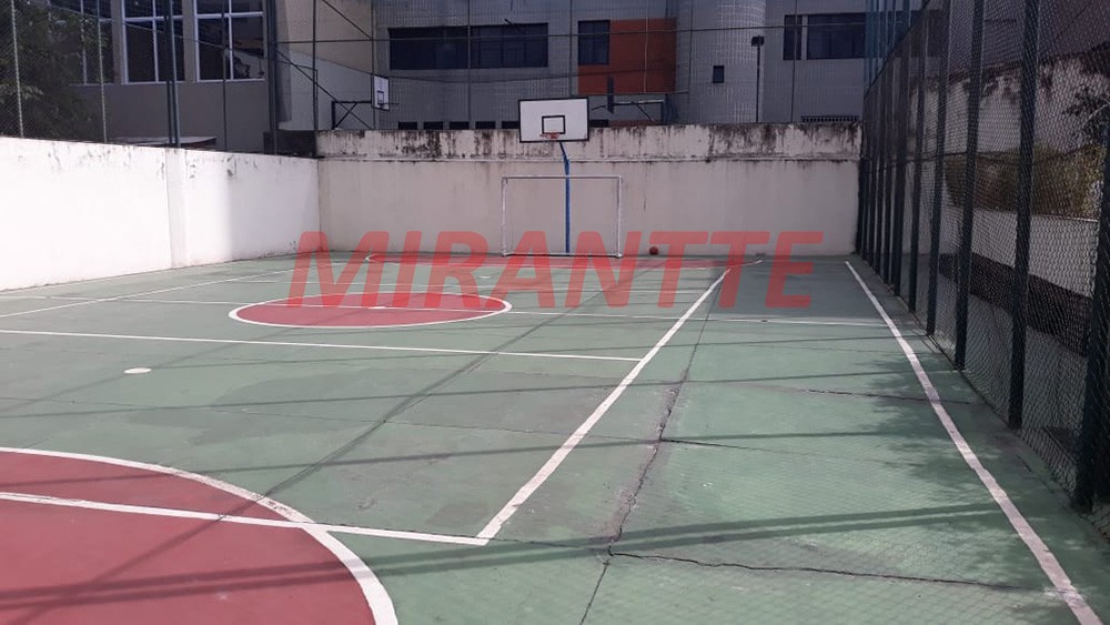 Apartamento de 164m² com 3 quartos em Água Fria