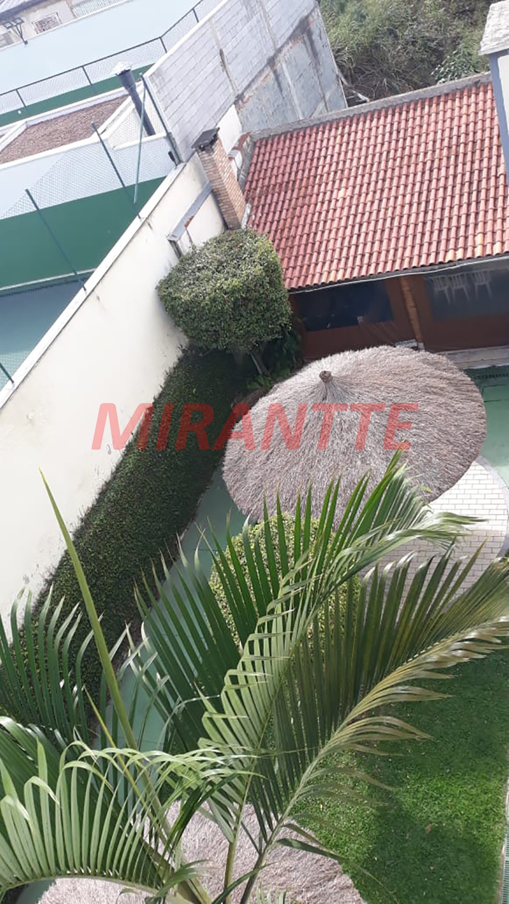 Apartamento de 164m² com 3 quartos em Água Fria
