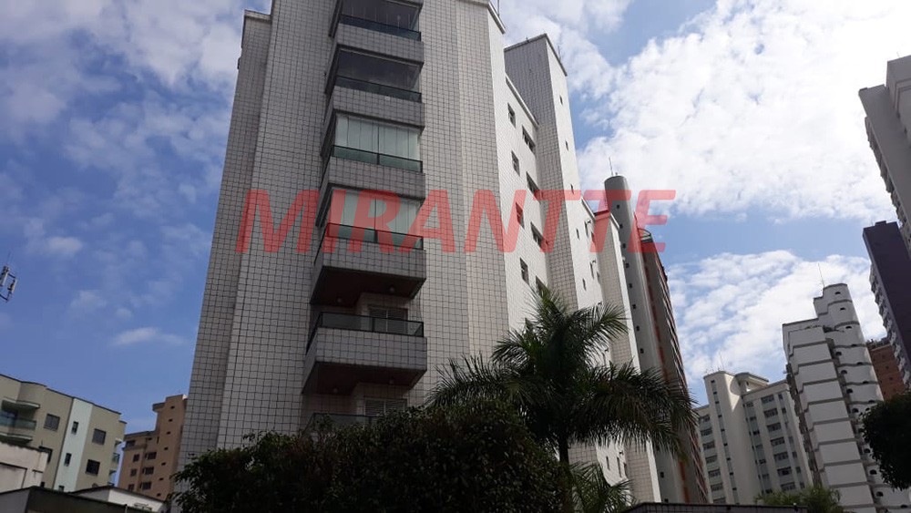 Apartamento de 164m² com 3 quartos em Água Fria