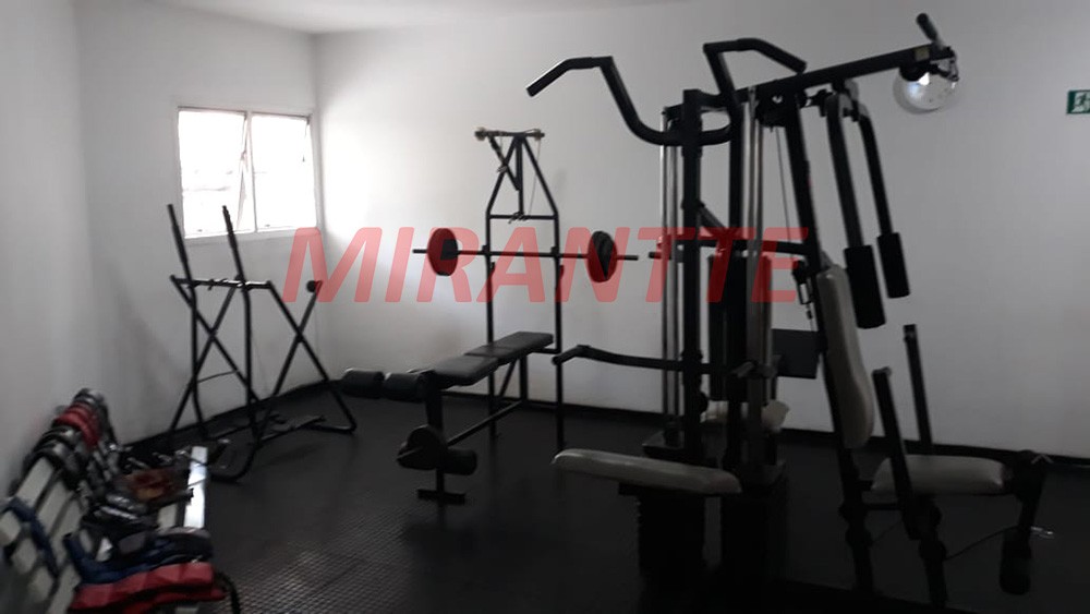 Apartamento de 164m² com 3 quartos em Água Fria