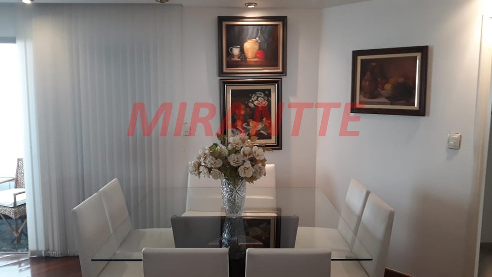 Apartamento de 164m² com 3 quartos em Água Fria