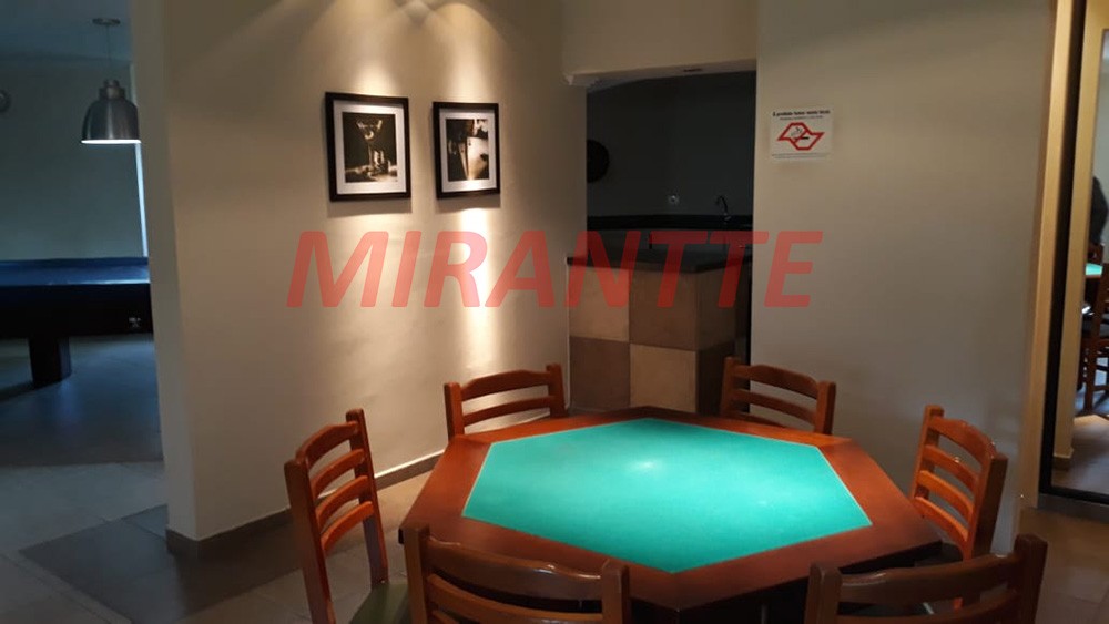 Apartamento de 164m² com 3 quartos em Água Fria