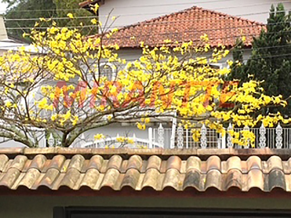 Sobrado de 299m² com 4 quartos em Barro Branco