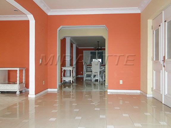 Sobrado de 166m² com 3 quartos em Jardim São Bento